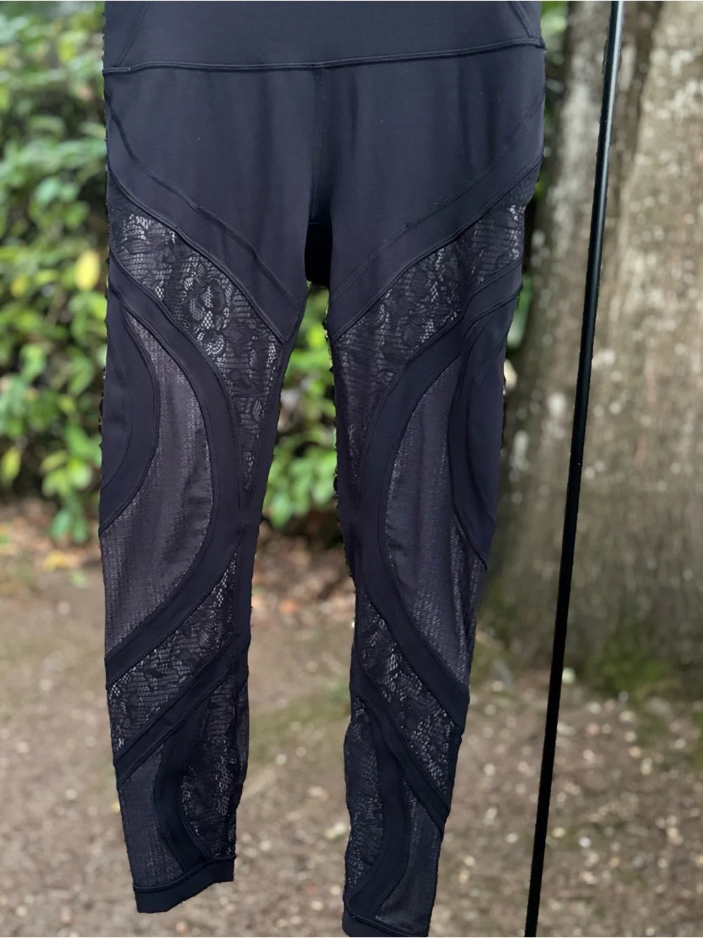 Lululemon Athletica Black Lace Mesh-Panel High-Rise 3/4 Length Leggings